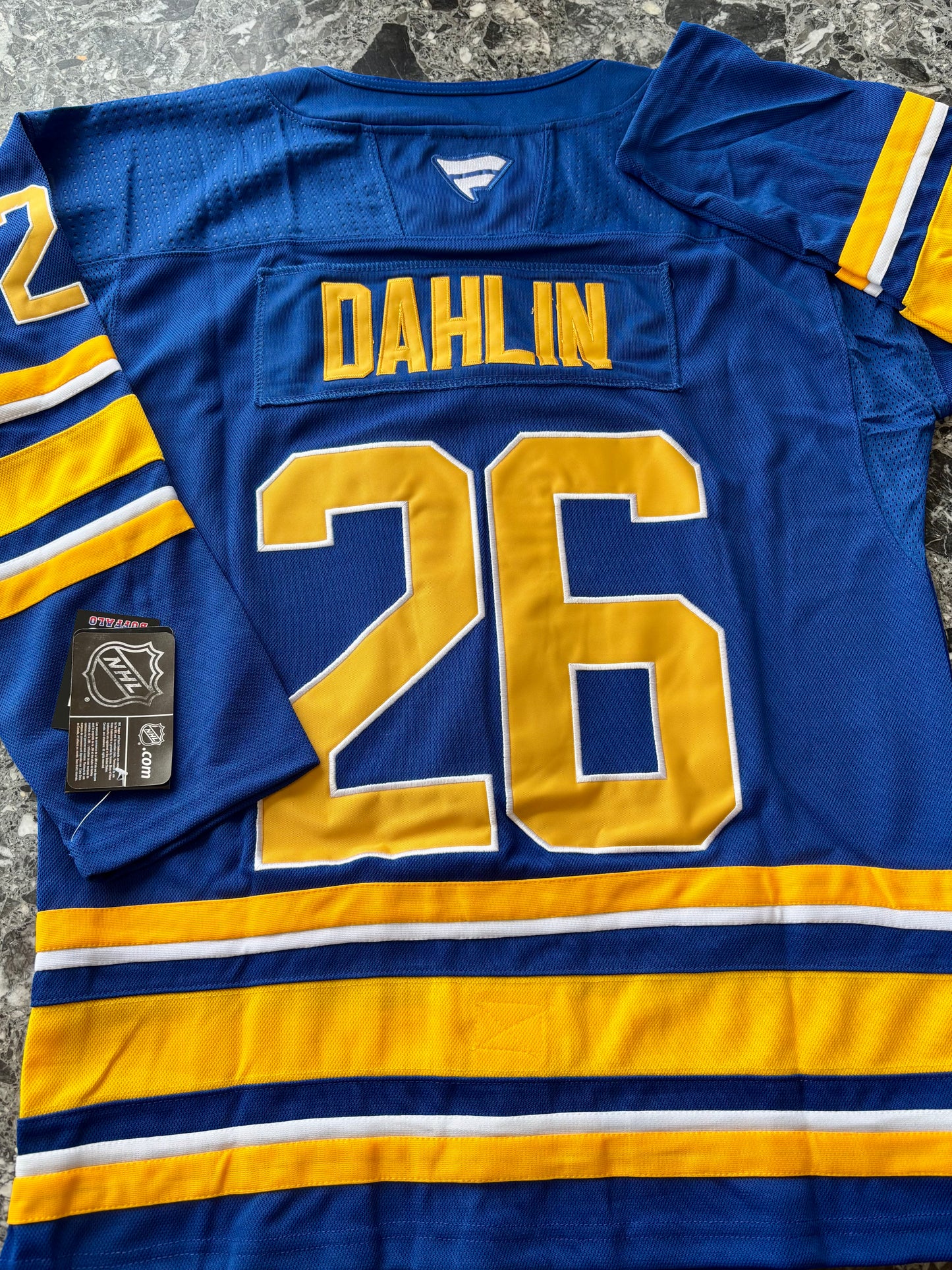 Dahlin Jersey