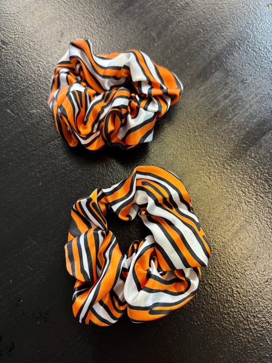 “LEGACY” Print Scrunchie