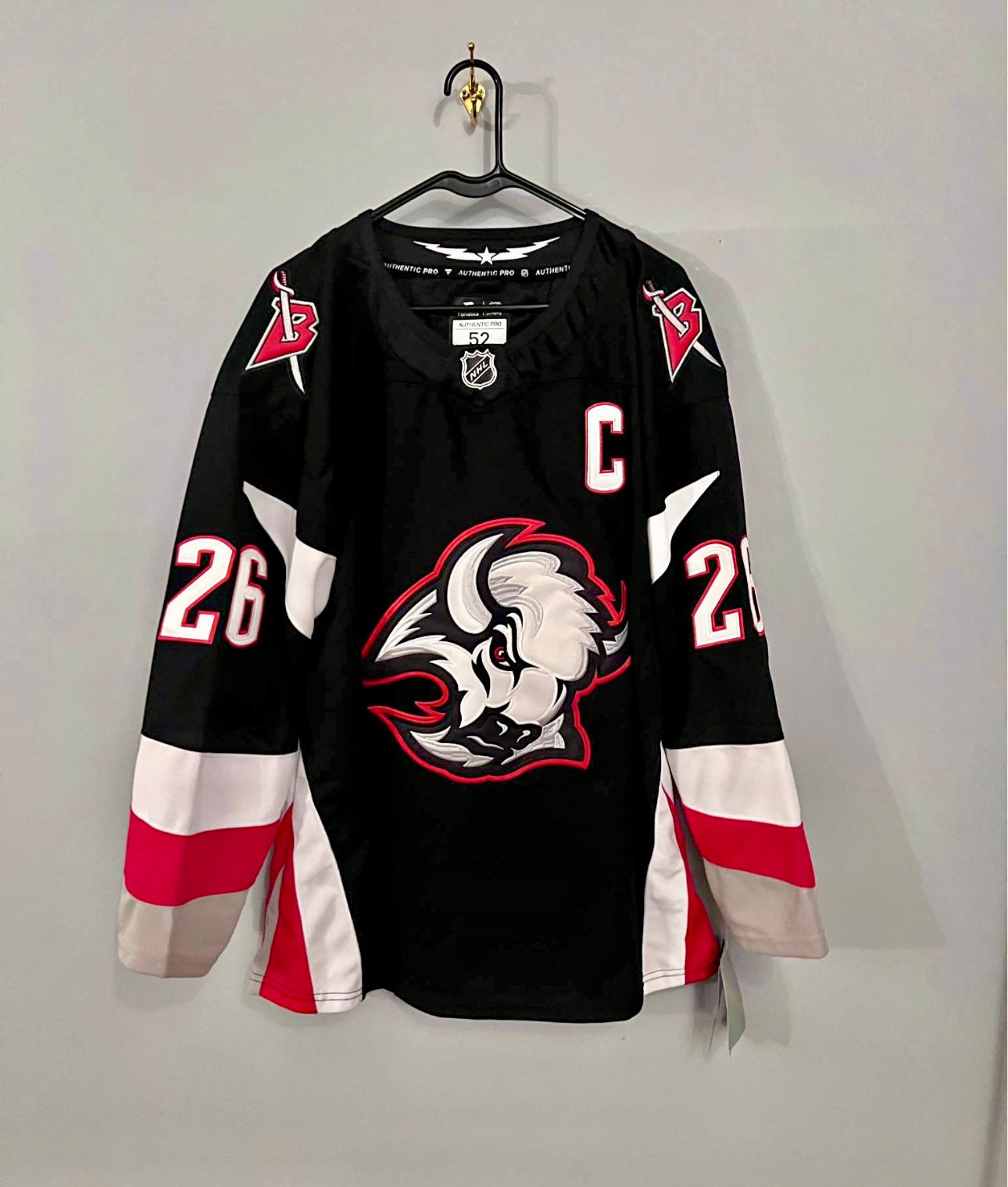 Dahlin Jersey