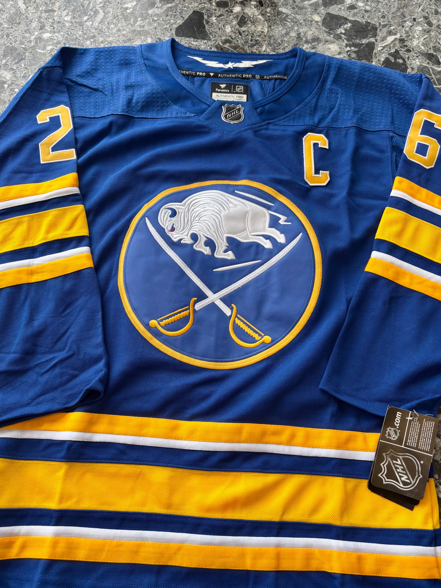 Dahlin Jersey