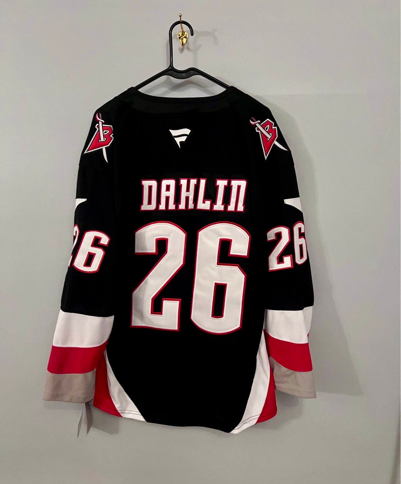 Dahlin Jersey